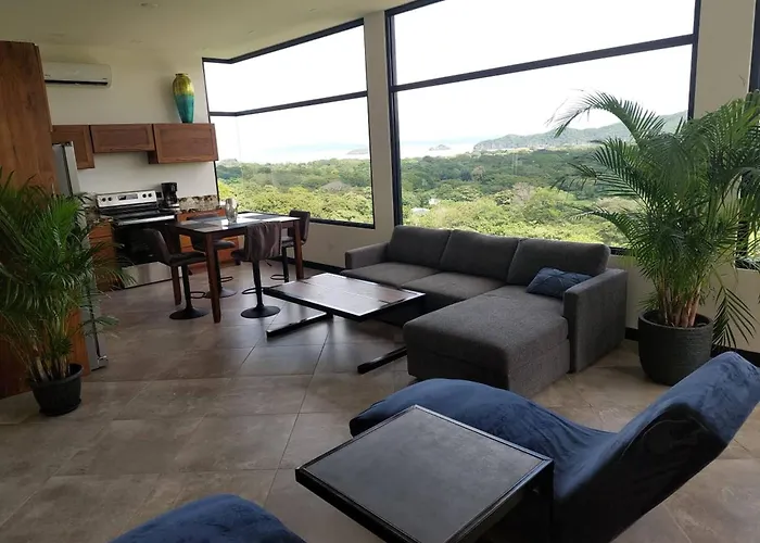 Modern, Deluxe, Ocean View With Pool Holiday home *